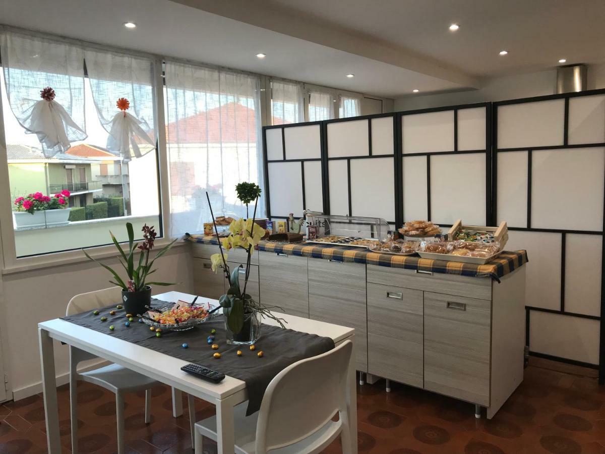 B & B Baffo Settimo Milanese Exterior photo