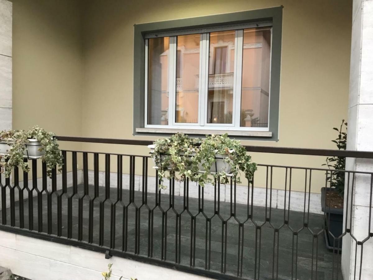 B & B Baffo Settimo Milanese Exterior photo