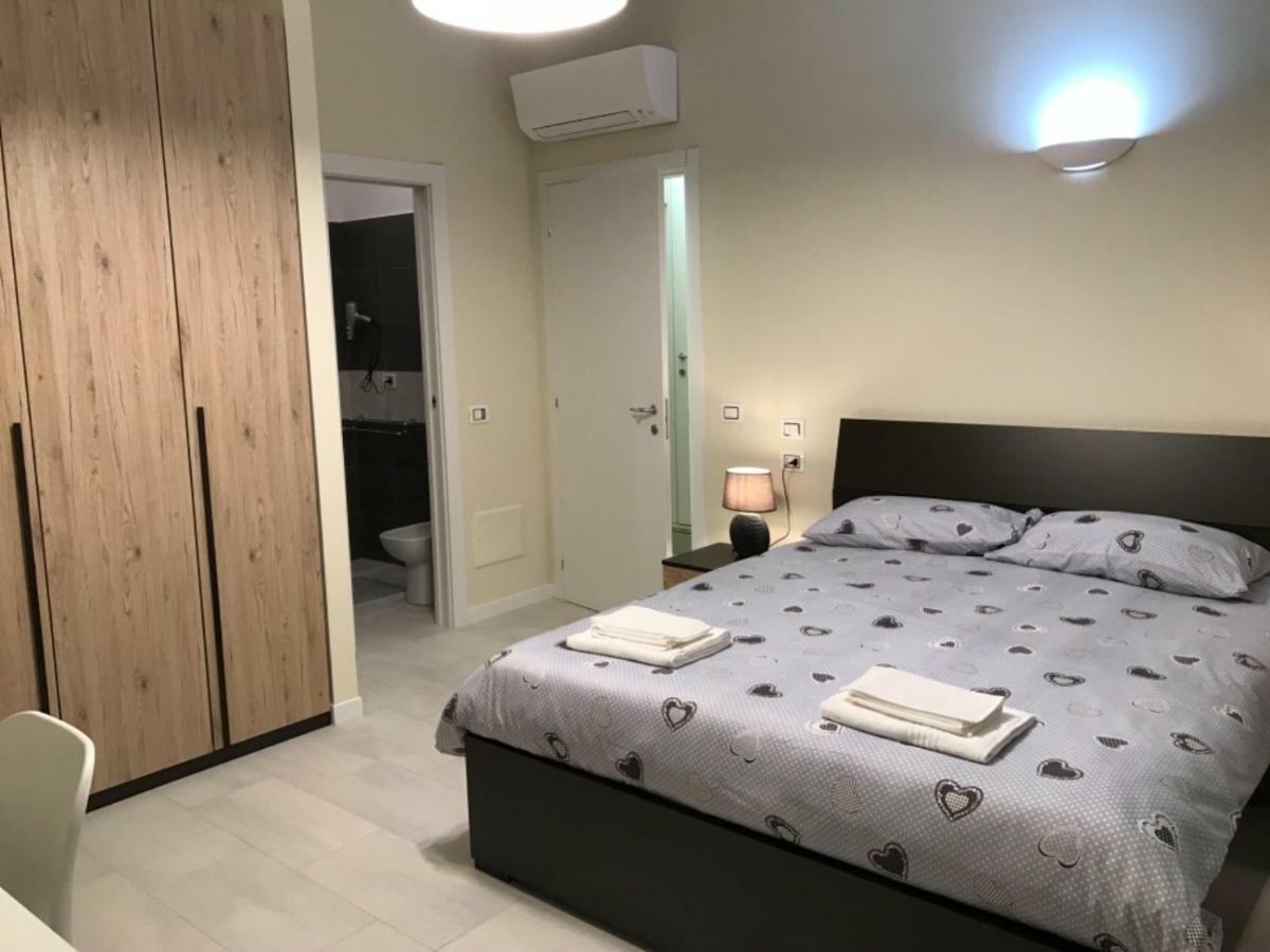 B & B Baffo Settimo Milanese Exterior photo
