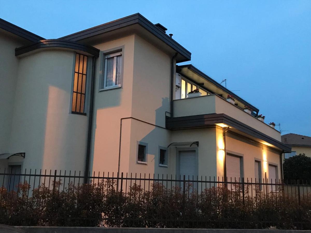 B & B Baffo Settimo Milanese Exterior photo